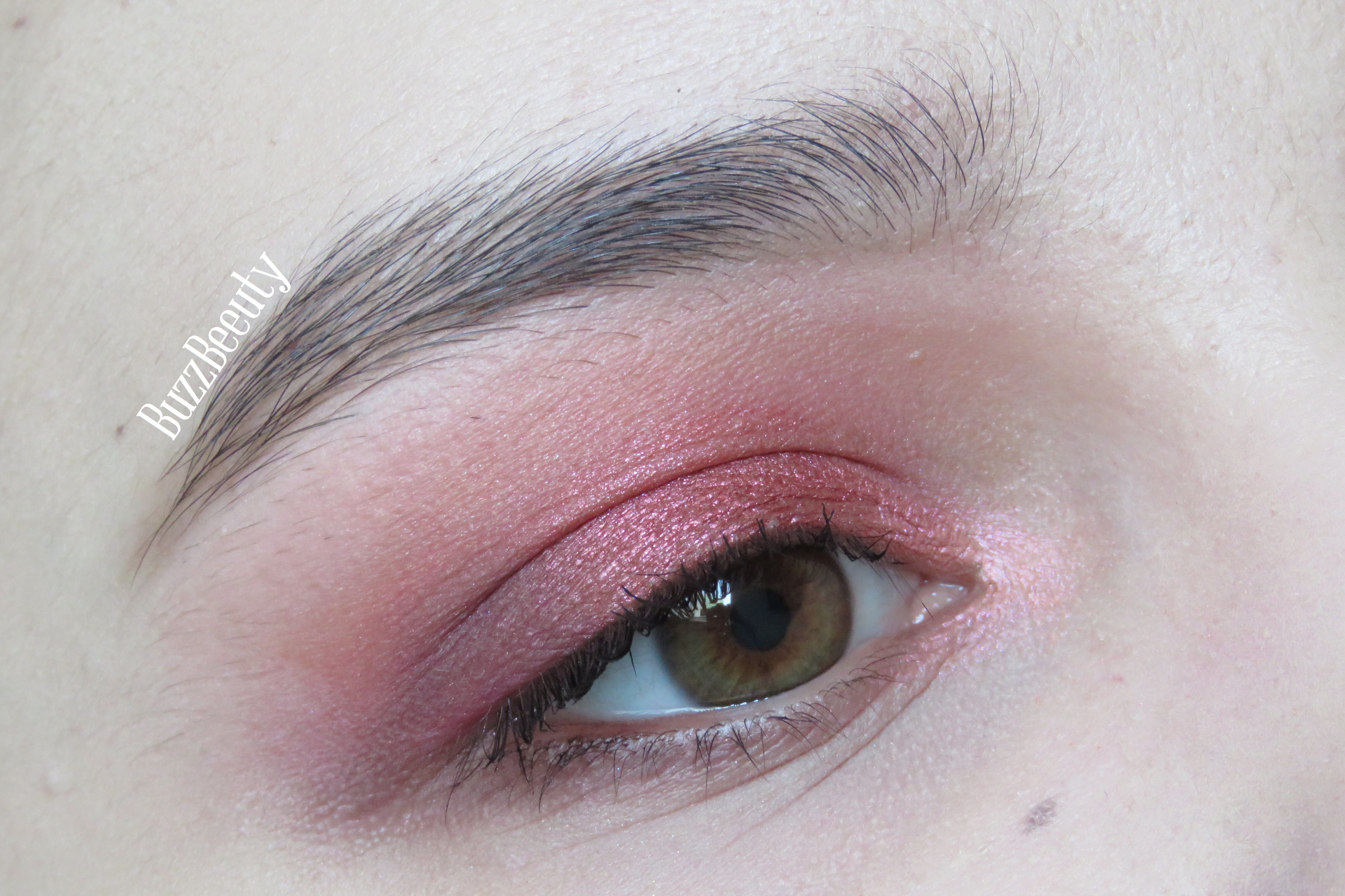 Violet Voss Holy Grail Palette Eye look - Burgundy Eye Look